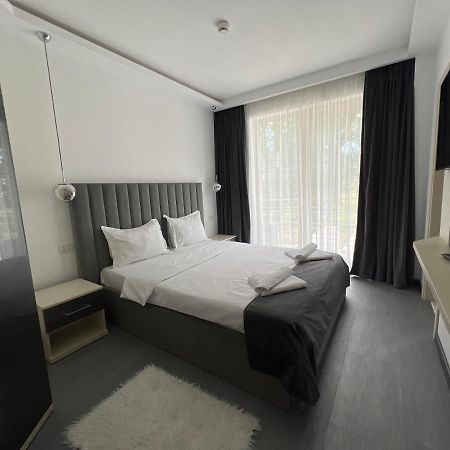 Ocaua Lui Cuza Hotel Tecuci Ngoại thất bức ảnh